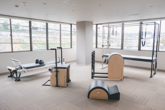 PILATES.Y 本多聞スタジオ