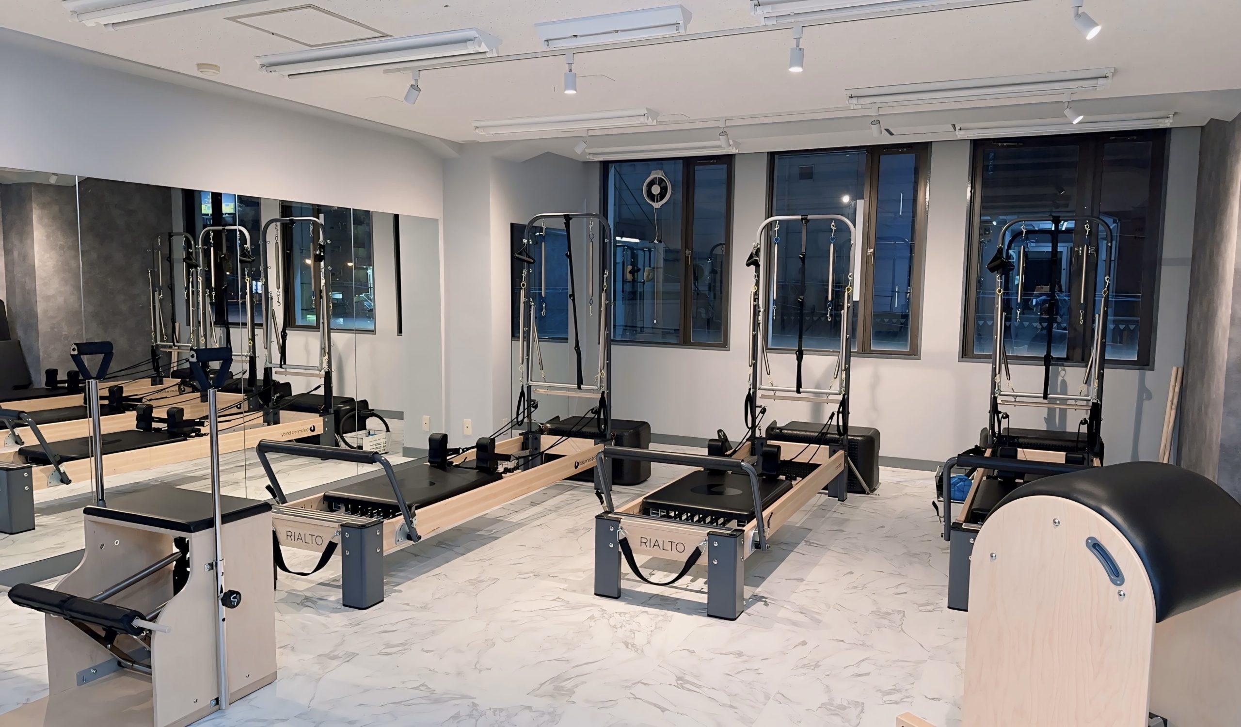 STUDIO LUNA 星ヶ丘店